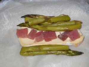 Cigare-Longo-Reblochon--asperges-etape-2--500-.jpg