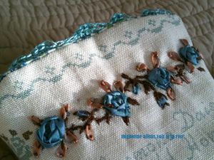 etui à crochet 003