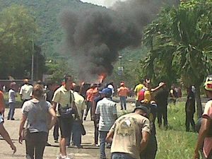 chavistas-en-puerto-cabello3.jpg