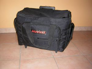 Janome-350E-01