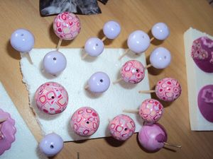 Perles roses mauves (2)