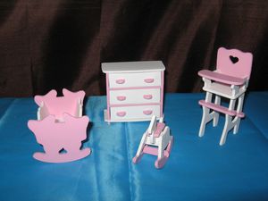 Petits-meubles-en-bois 3212
