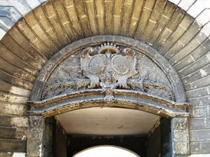 visite-1--a-l-ouest--les-cours04516.jpg