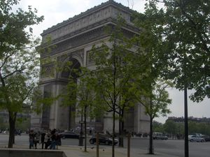 08-05-2010 Champs-Elysees-Arc-de-Triomphe (35)