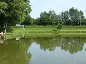 etang et pecheur