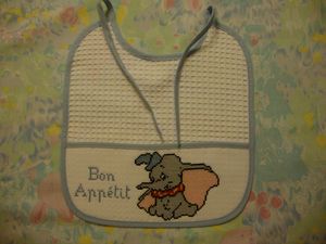 Bavoir Dumbo par Christine