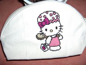 Hello-Kitty2-par-Chantal.jpg