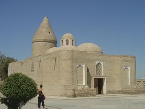 Ouzbekistan boukhara mausolee de Tchachma ayub (3)