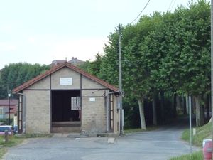 Lavoir du Bois d'Oingt Eau du lavoir et pour remplir les tracteurs