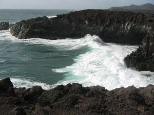 74vague-dans-la-lave.jpg
