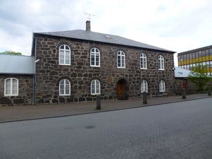 15-151-prison