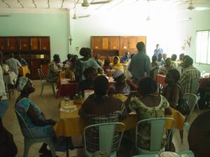 OCADES-Diocese--oct.2011-Repas.jpg