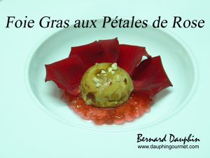 foie-gras-aux-petales-de-rose.jpg