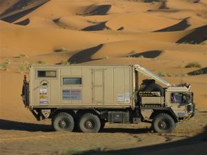 Erg-Chebbi---endlich-Piste-124.jpg
