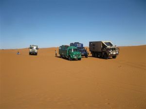 Erg-Chebbi---endlich-Piste-230.jpg