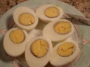 Oeufs-durs-au-samon-1.jpg