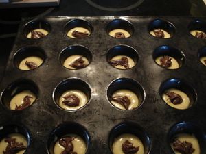 Les-mini-muffins-coeur-de-nutella-4.jpg