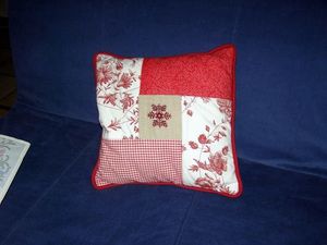 coussin-patchwork.JPG