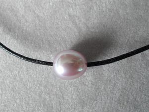 detail coton ciré noir perle mauve