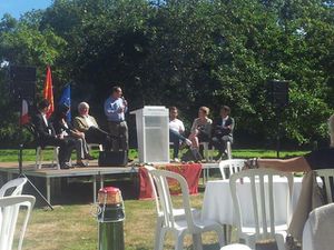 jeunes débat fête de la pomme