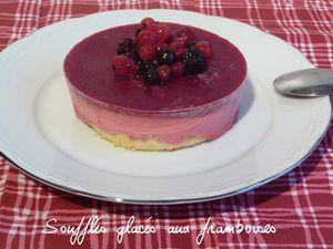 Soufflés glacés aux framboises3