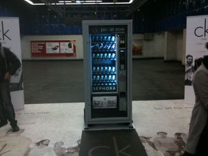 CK-One-Calvin-Klein-Sephora-marketing-metro