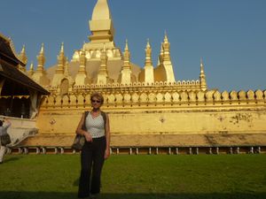 Vientiane ThatLuang stupa moi
