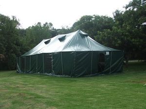 Prototype des tentes qui seront installées à Tent City - Pierrick Lieben 2010 Une tente