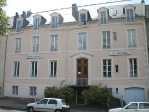 facade.jpg