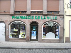 pharmacie de la ville, habillage vitrine