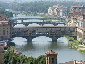 Ponte-Vecchio-.JPG