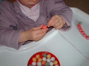 ( 14 ) collier en cotillon mars 2011