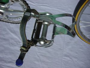R-pedale-new.jpg
