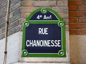 Rue Chanoinesse