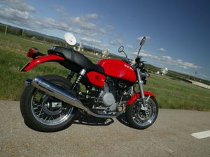 Ducati--1000-GT.jpg