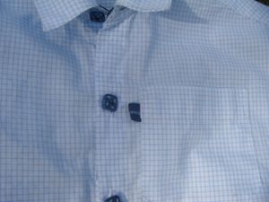 110601 chemisette C bouton
