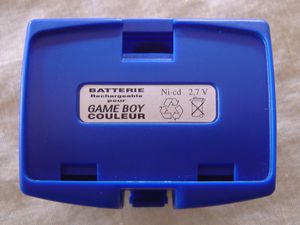Nintendo---Game-boy-color---Batterie-bleue-.JPG