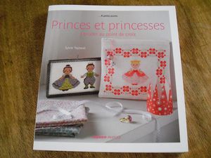Livre-des-Princes-et-Princesses.JPG