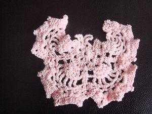 crochet papillon rose