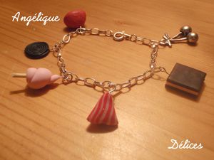 bracelet-gourmandises-noir-et-rouge1.JPG