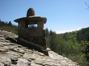b) LOZERE 106