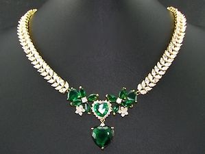 parure odelisque emeraudes