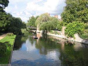 Cambridge_Cam_river.jpg