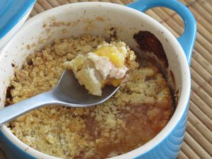 crumble-nec.JPG