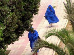 Taroudant-femmes-en-bleu.jpg