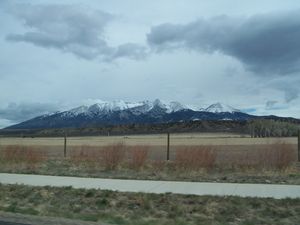 2011.5.12 Apres le premier col vers Great Sand Dunes 4