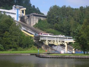 ARZVILLER 9