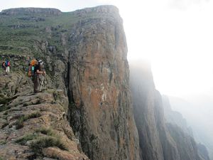 Drakensberg Grand Traverse 2014. Ryan Sandes e Ryno Griesel tenteranno di stabilire un nuovo record