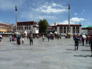 Lhasa Jokhang vue place