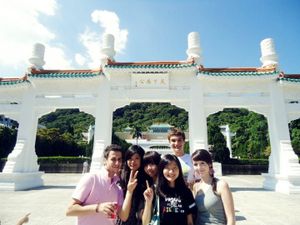Palace-Museum_Longshan-Tempel--21-.jpg